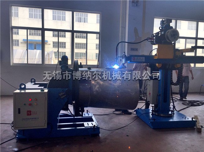 Welding manipulator